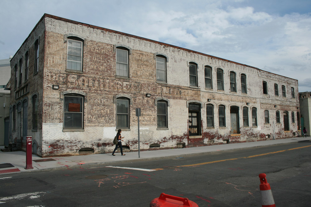 Francois Soulignac - About Location Scouting - Boston Vintage Architecture