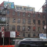 New-York Architecture, Old vintage building, Chaibrothers tag street art