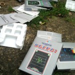 Sad things on the Streets of Paris, Jeux Vectrex jetés à la poubelle